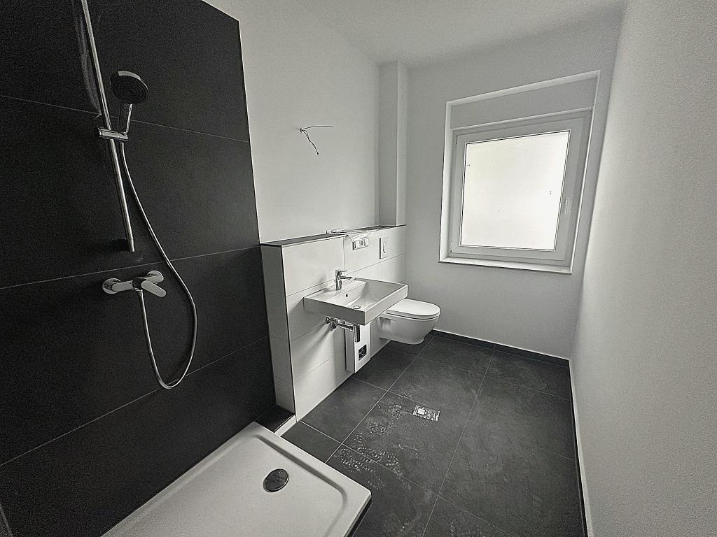 3 Zimmer Wohnung: Badezimmer
